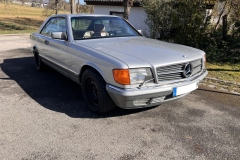 Mercedes-Benz 500 SEC 1982 – Elegante Seitenansicht | Klassische Eleganz des Mercedes-Benz Coupés