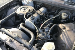 Mercedes-Benz W123 Motorraum Details | Motorraum eines Mercedes-Benz W123, Detailansicht